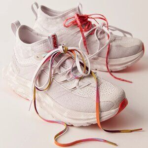 Hoka Kawana Mid Studio Proba, Women's 8/Men's 7